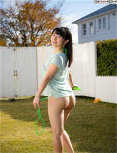 旧厂孤影