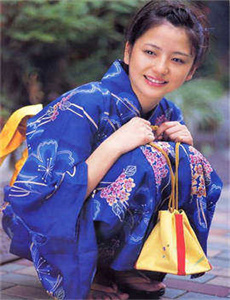 善良的嫂子3 电影在线观看-中国最大胆裸模美女